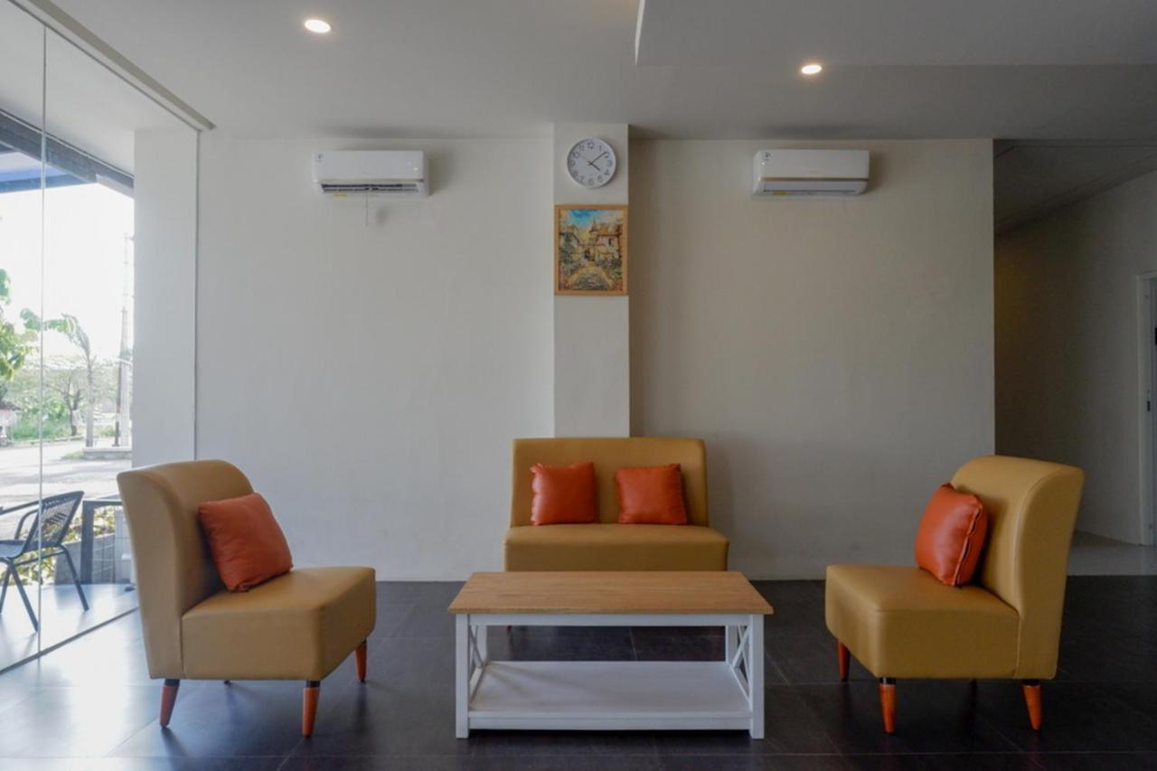 Reddoorz Plus Near Solo Baru Екстериор снимка