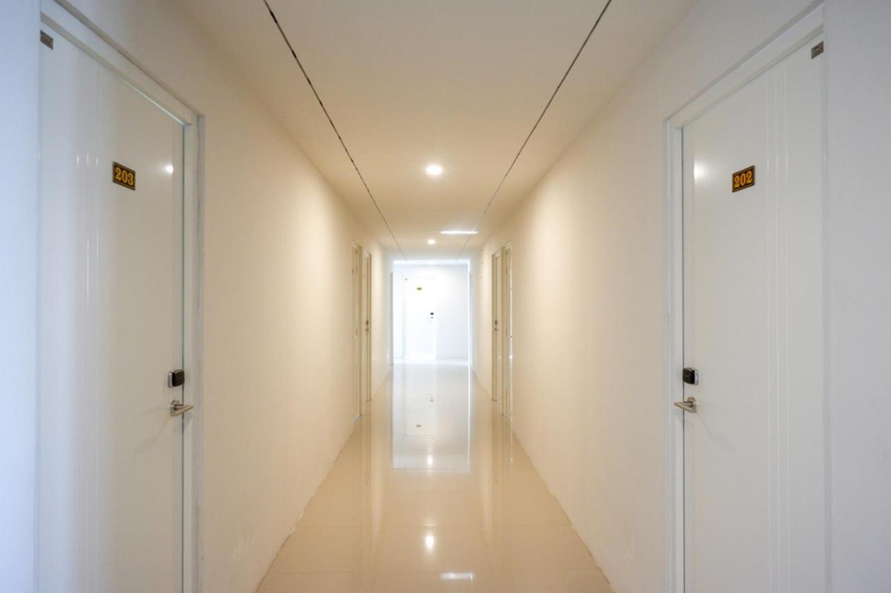 Reddoorz Plus Near Solo Baru Екстериор снимка