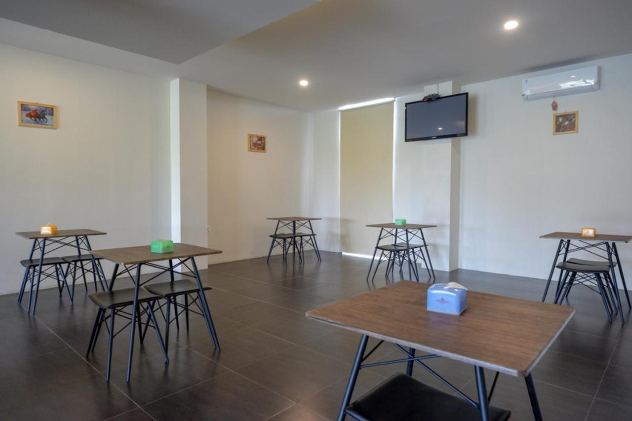 Reddoorz Plus Near Solo Baru Екстериор снимка