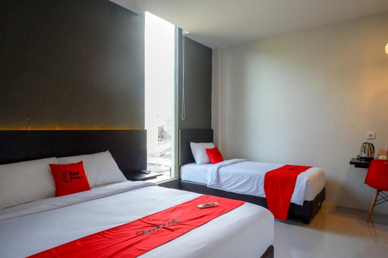 Reddoorz Plus Near Solo Baru Екстериор снимка